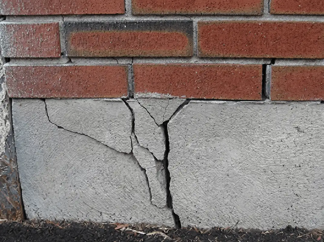 Concrete foundation with serious structural damage in Hollywood, FL